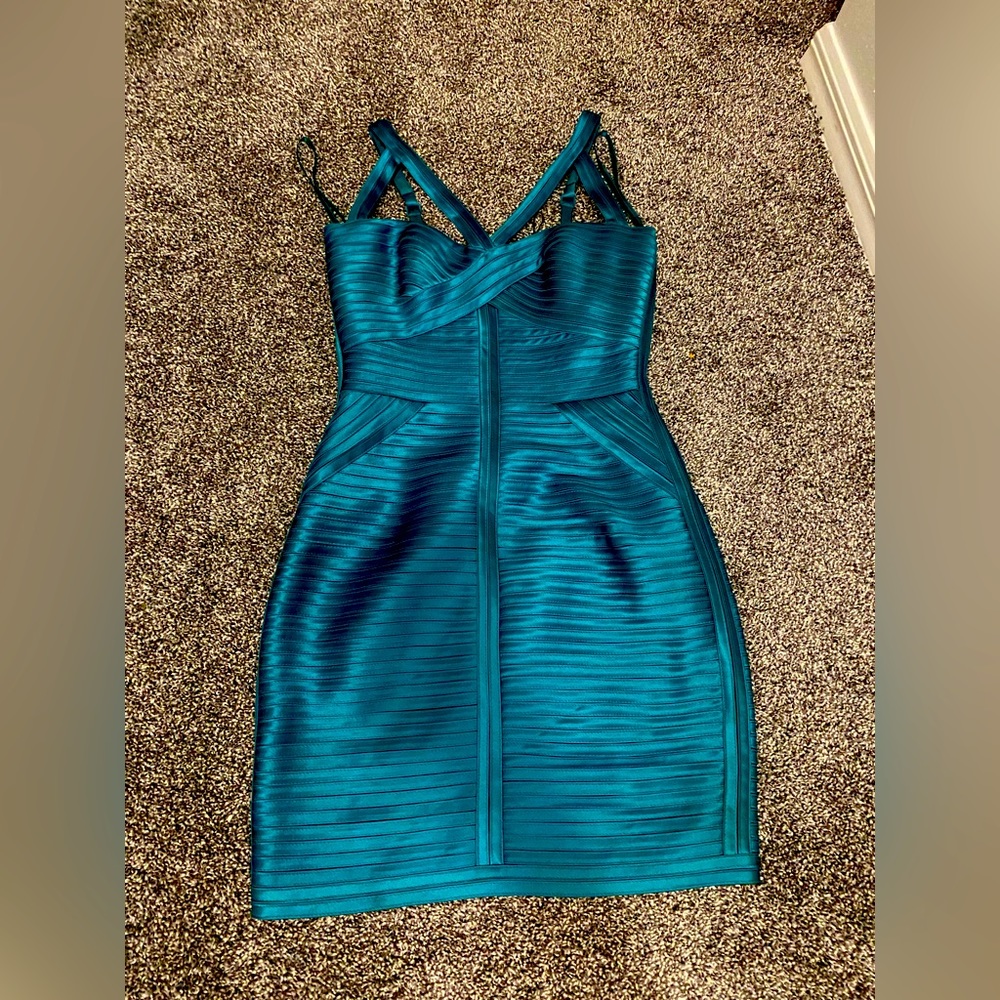 Pretty turquoise silk ribbon dress. BcbgMaxazria size 0